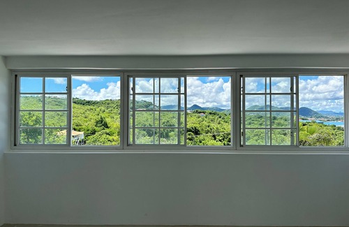 Rodney Bay Villa | NEW Luxury Villa in Cap Estate St Lucia near Golf Course, Beach and Ocean View