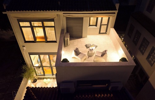 Kerameikos Villa | "NEW" Ma Maison N°9 Downtown Villa, Jacuzzi, Gym,Parking,15" walk to Acropolis