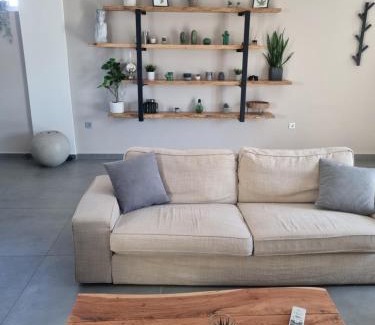 Spata-Artemida Apartment | New minimal apartment,10' from Athens airport