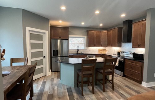 Rutherfordton Cabin | New Modern Cabin - Over 15 acres with pond & trails to explore! 5 miles to TIEC