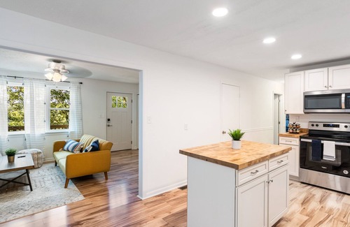 Linden Cottage | New! Modern family cottage oasis with fast WiFi and pet friendly.