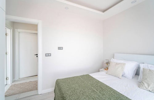 Aksu Apartment | New Modern Residence w Shared Pool in Antalya Aksu
