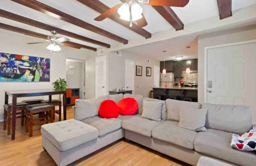 Thunderbird House | New Modern Two BR Condo near Franklin Mountains