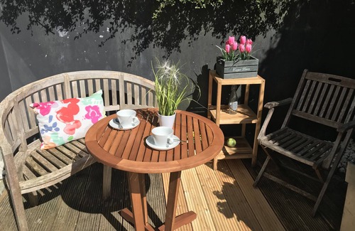 Westfeld Apartment | New, modern vacation apartment, quiet location, ground floor, WLAN, near Winterberg