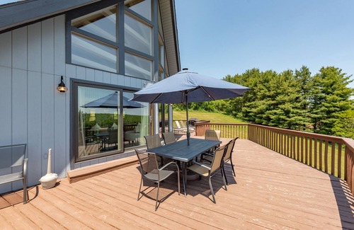 Paradise Point House | New! Moonlight View: Lake Access, Hot Tub, Fireplace, Fire Pit!