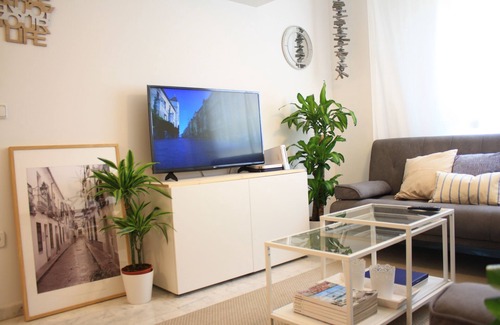 Ciudad Jardin Apartment | * New * Near the Mosque and the historic center
