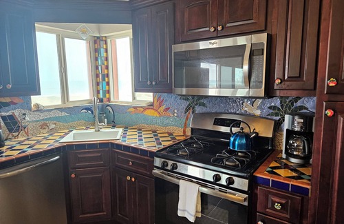 Puerto Penasco House | New! Oceanfront 3 bdrm home. Miramar Escape. AC, Wi fi, Dishwasher, Icemaker