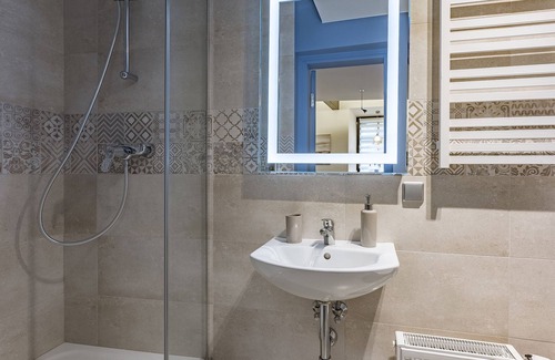 Uzupis Apartment | New! Old town apt. next to St.Annes