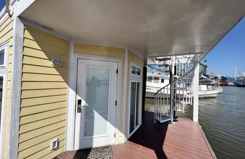 Ponchartrain Park Apartment | New Orleans RV Resort & Marina