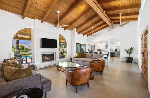 Palm Desert House | New Palm Desert Oasis! Pickleball, Putting Green, Bocce Ball, Pool & Jacuzzi!
