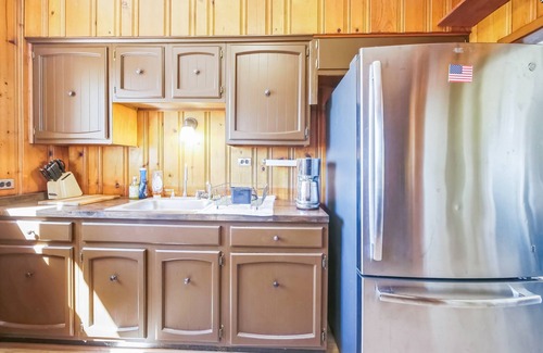 Martinsburg House | NEW! Peaceful Retreat with Scenic Surroundings