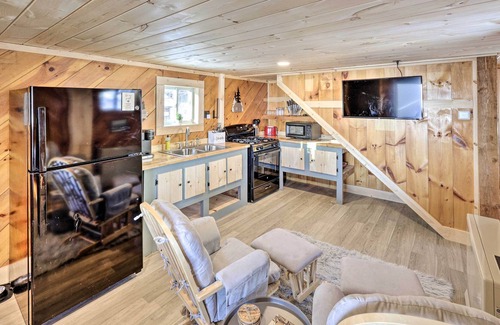 Northeast Somerset Cabin | NEW! Pet-Friendly Rockwood Cabin on Moosehead Lake