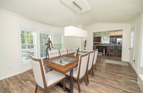 Littleton House | New! Pool Table, Electric Grill, Pet Friendly
