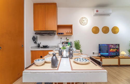 Taman Kobena Condo | [NEW] Private Jacuzzi | Near Velocity Mall | MRT | Retro Games