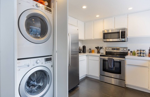 Racquet Club Estates Condo | NEW! Private Pool & Mountain Views!
