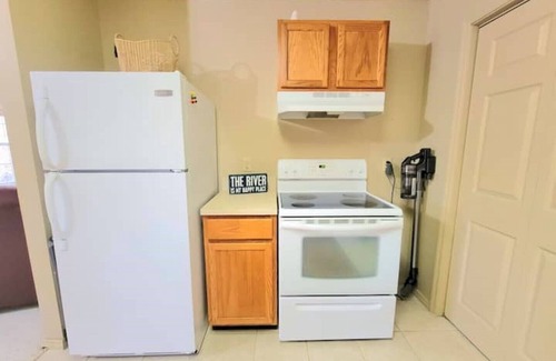 Fort White Cottage | NEW! Relaxing Riverfront Escape Close to Springs