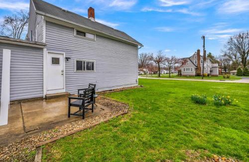 Berea House | New Renovated 1BR with King Modern Comfort