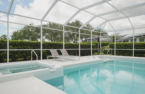 Palmer Ranch House | NEW Renovated, fully furnished home in a STONEYBROOK Golf community
