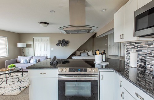 Todd Creek House | NEW Renovated Guest Suite | 30 min to DIA & DEN
