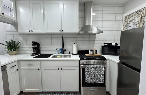 Hampton Bays House | New Rental! Prime location in Hampton Bays, 1 Bed/1 Bath Townhome