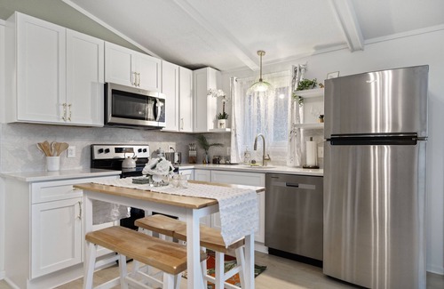 Front Royal Cabin | NEW! Romantic "HoneyMoon in the Clouds" - Skyline Views