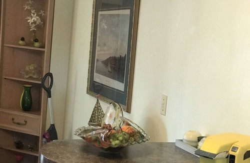 Summersea House | NEW SEABURY, REASONABLE PRICE, NICE AMENITIES, BRING KAYAK ,CANOE, ROW BOAT
