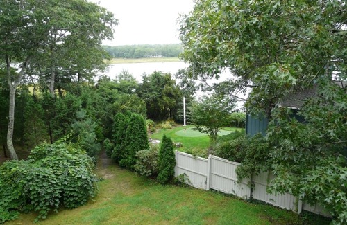 Summersea House | NEW SEABURY, REASONABLE PRICE, NICE AMENITIES, BRING KAYAK ,CANOE, ROW BOAT