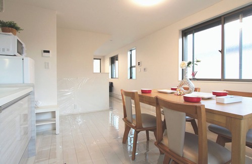 Takadanobaba House | NEW Shinjuku area, 6 min walk from Takadanobaba station, ideal for families and groups, TOWNHOUSE
