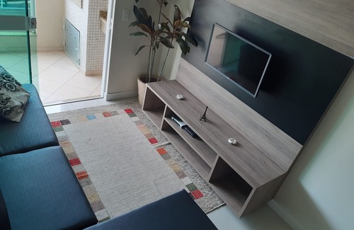 Centro Apartment | New, spacious apartment. IN PRAIA DE BOMBINHAS CENTRO, 100 mt from the sea, great location