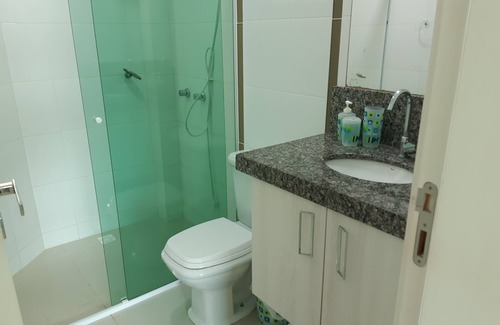 Centro Apartment | New, spacious apartment. IN PRAIA DE BOMBINHAS CENTRO, 100 mt from the sea, great location
