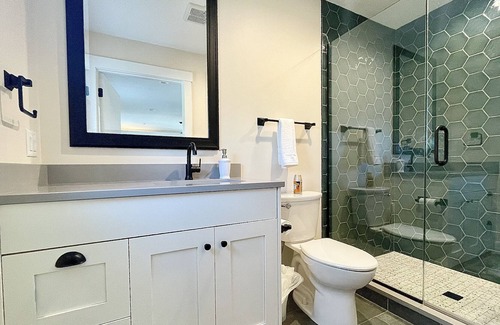 Winona Lake House | *NEW*Spacious Retreat in the Heart of Winona Lake