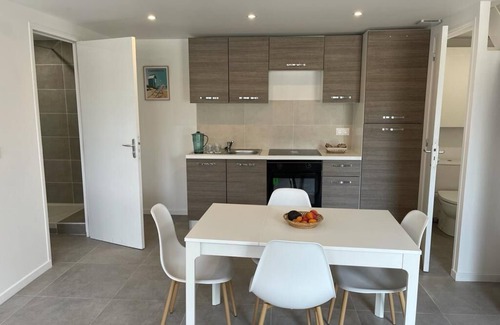 Saint-Pierre-d'Oleron Apartment | New studio, in the heart near the salt marshes , the golf and the beach.