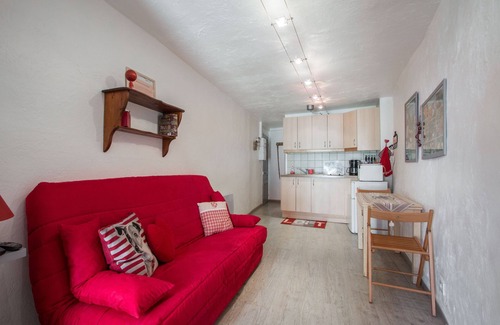 Saint-Martin-Vesubie Apartment | New studio in full center of the village
