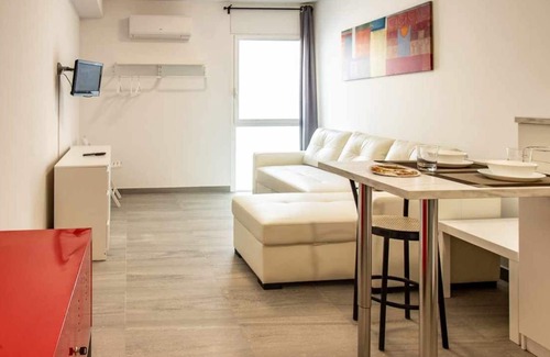 Banyoles Apartment | New studio in the center of Banyoles for 2 people