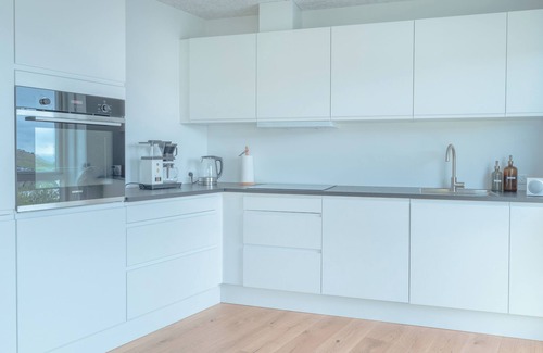 Torshavn Apartment | New/Stunning Sea View/Light/3 Br