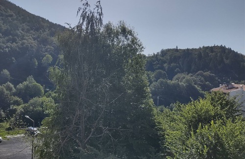 Smolyan Apartment | New & Stylish Apartment Axel with Mountain Views