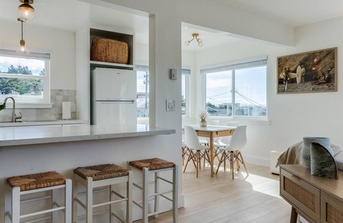 Avila Beach Condo | NEW! Sun-Drenched Coastal Retreat: Luxe 2-Bed Condo Walkable to Avila Beach!