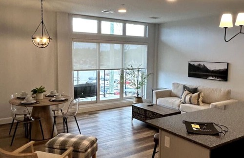 Grand Bend Apartment | New The Carlyle 305 Grand Bend