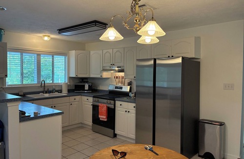 Waveland House | !NEW! The Hoff Shell: Serene Beachside Haven