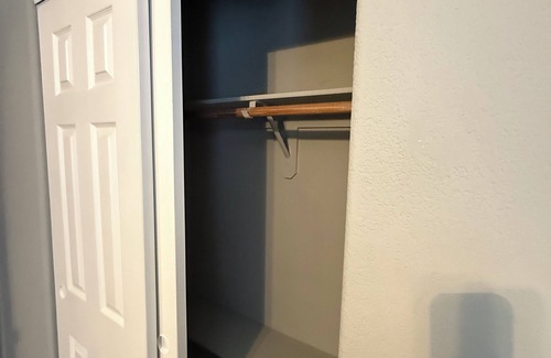 Summerlin House | NEW to Vrbo! 1bedroom includes a Sofa Bed, a queen size bed, and SWIMMING POOL