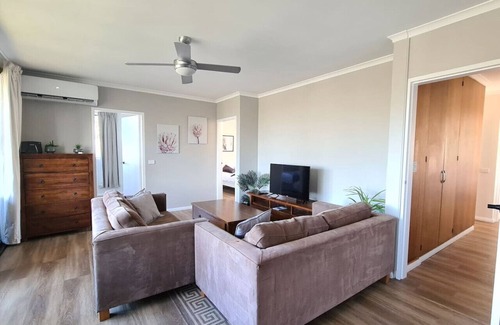 Holder Apartment | New to VRBO: Family friendly 4BR Townhouse near Mt. Stromlo