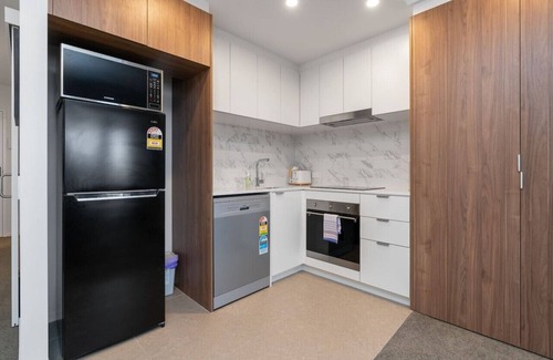 Phillip Apartment | New to VRBO: Modern Light-Filled Apt in the Heart of Phillip