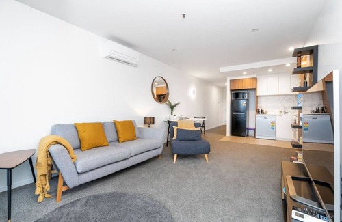 Phillip Apartment | New to VRBO: Modern Light-Filled Apt in the Heart of Phillip