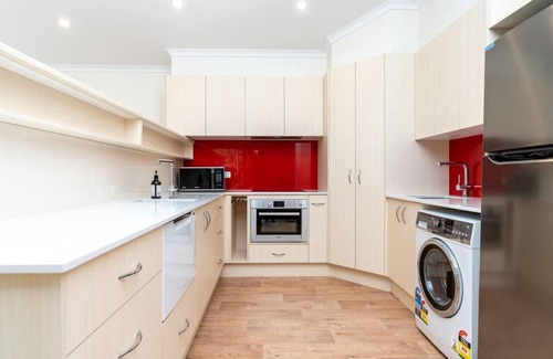 Dickson Apartment | New to VRBO: Peaceful 1BR Courtyard Unit in quiet Dickson