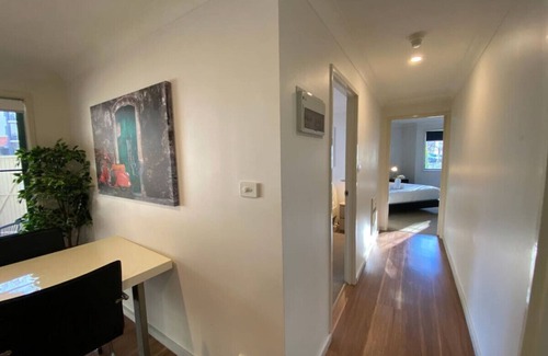 Kingston Apartment | New to VRBO: Quiet 2 bedroom Apt in the heart of old Kingston