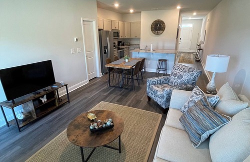 Little River House | New Townhome in North Myrtle near the Sports Complex & minutes from the beach.