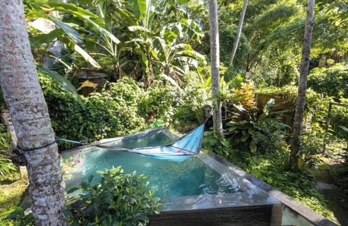 Pengosekan Cabin | NEW: TREEHOUSE with private pool near YOGABARN ❤