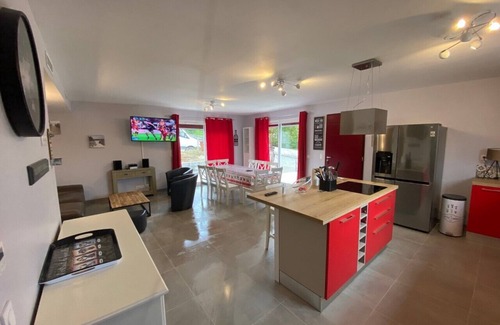 Saint-Pee-sur-Nivelle House | New villa 10pers 4Chs St Pée Basque Country garden
