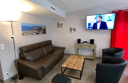 Saint-Pee-sur-Nivelle House | New villa 10pers 4Chs St Pée Basque Country garden