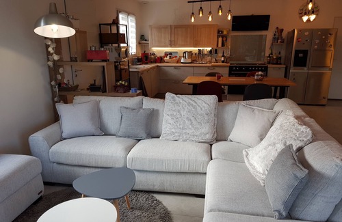 Gordes Villa | New villa in a Luberon village near Gordes